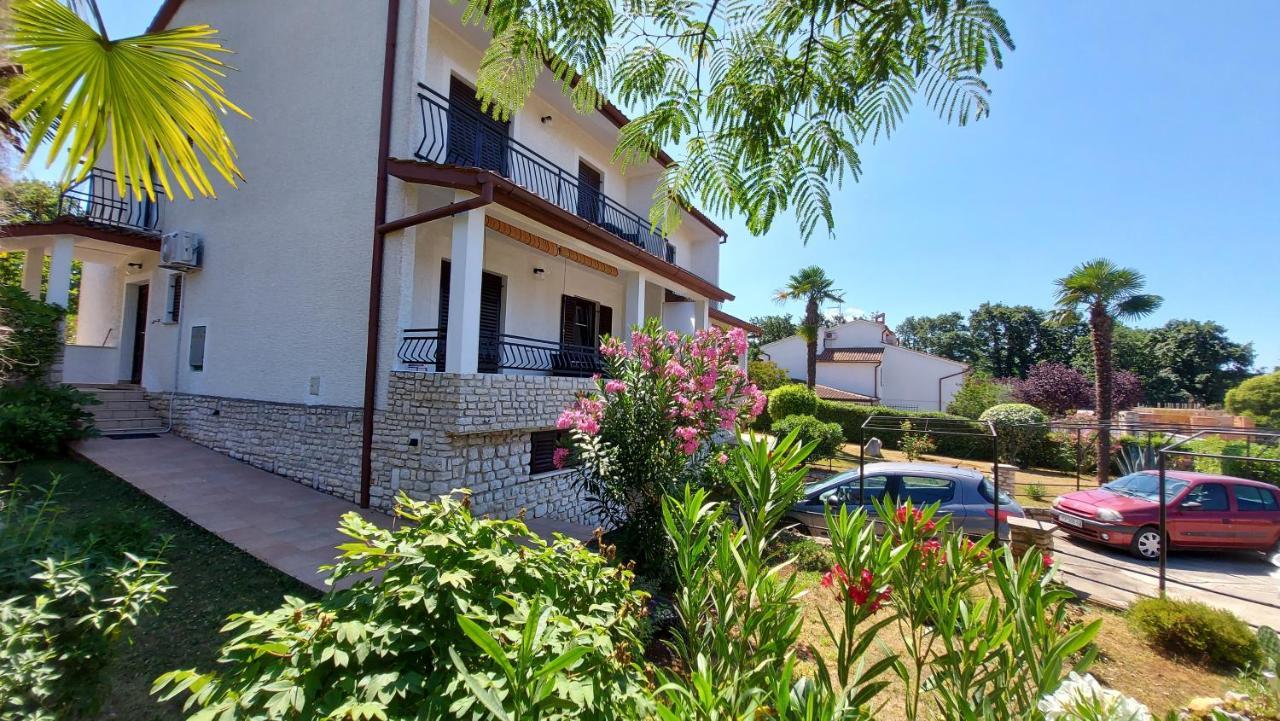 Apartments Nina, Pinta & Santa Maria Nova Vas  Dış mekan fotoğraf
